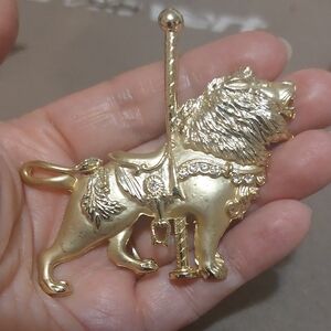 Goldtone Carousel Lion Brooch Large Figural Circus Pin Vintage Style